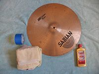 cymbals with cleaning kit