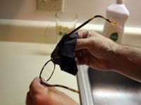 drying glasses