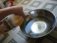 mixing bowl filled with vinegar
